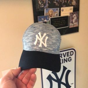 Mens Yankee baseball cap